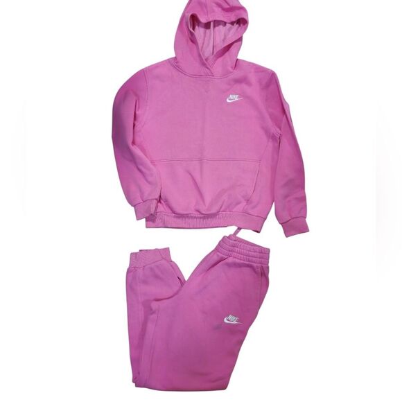 Nike Sportswear Club Fleece Pullover Hoodie & Joggers Set - Picture 2 of 5